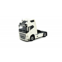T.B. Volvo FH05